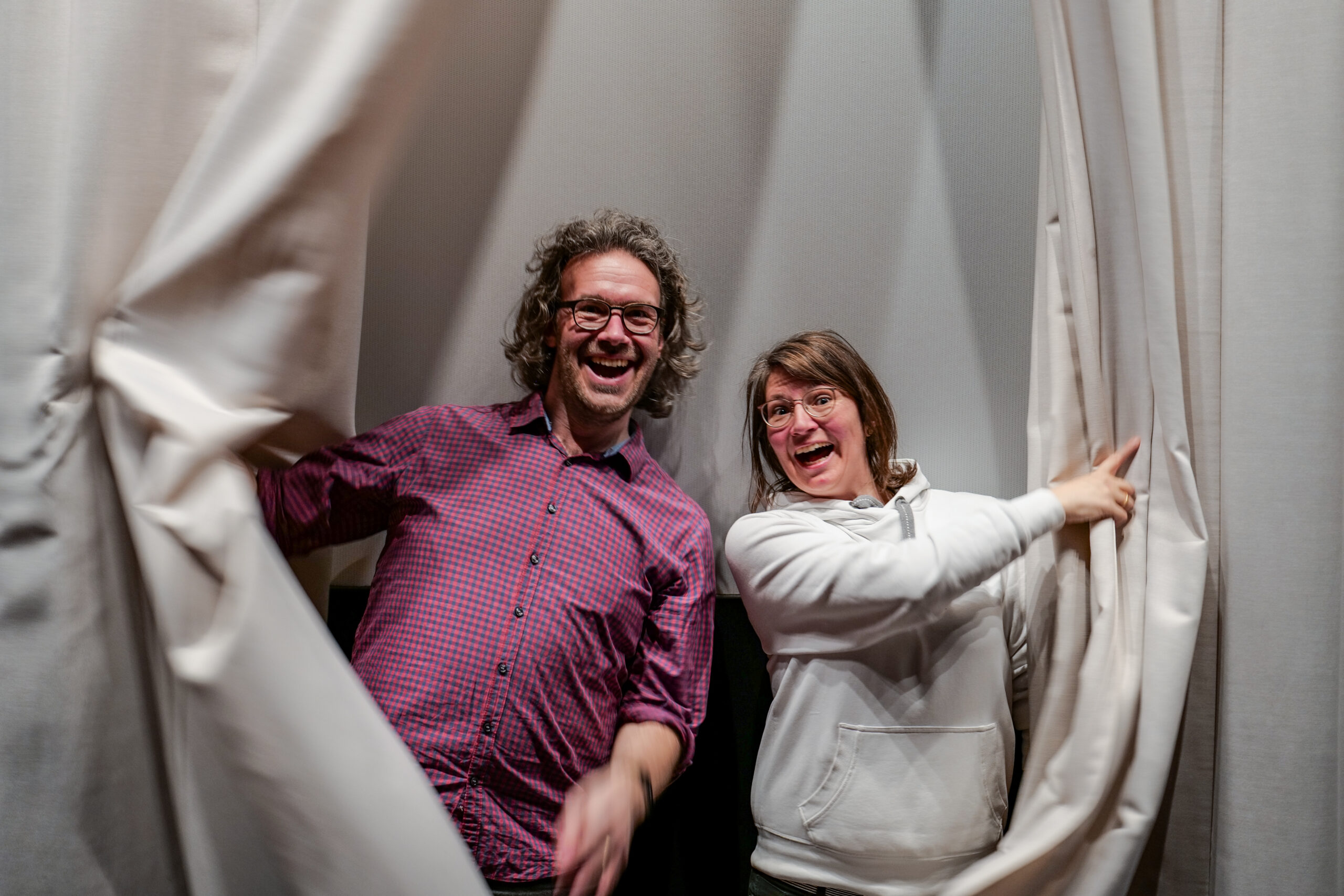 Adina und Arne Kocher von Schwarzwald Anker bei der Kino-Premiere des Nierenzentrums Freiburg