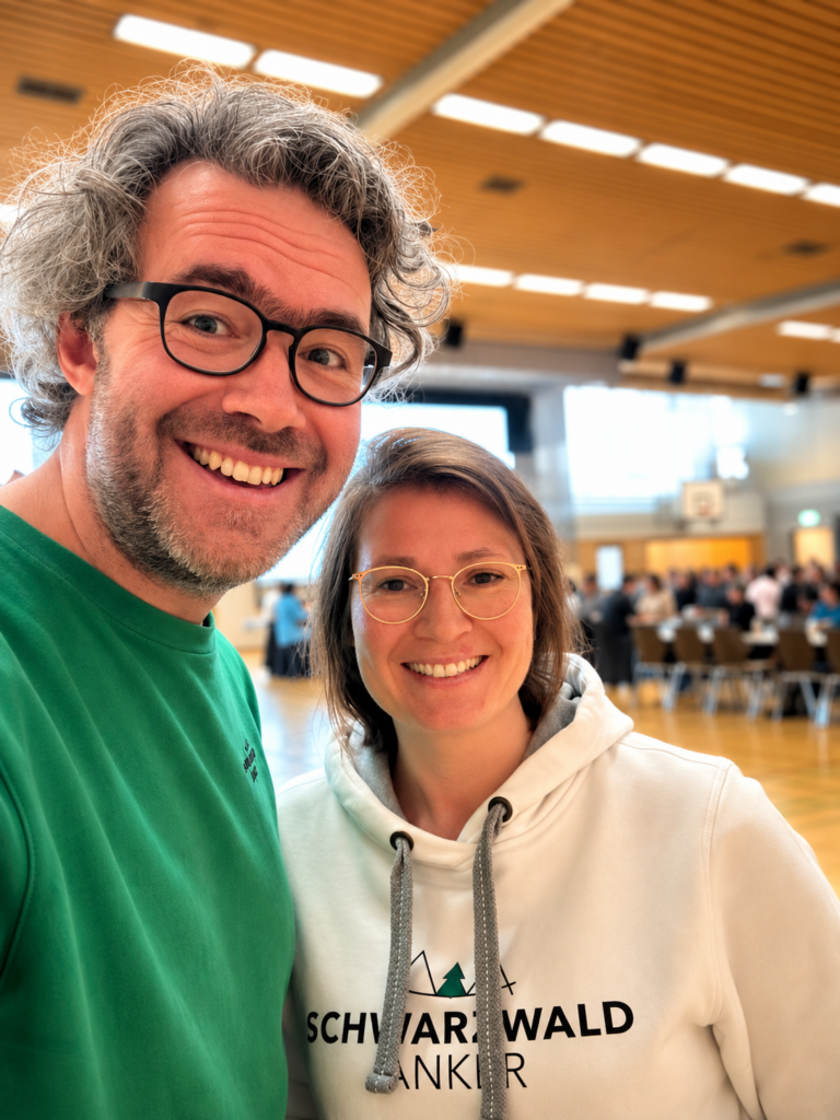 Adina und Arne Kocher von Schwarzwald Anker bei der Filmpräsentation der Stadt Horb