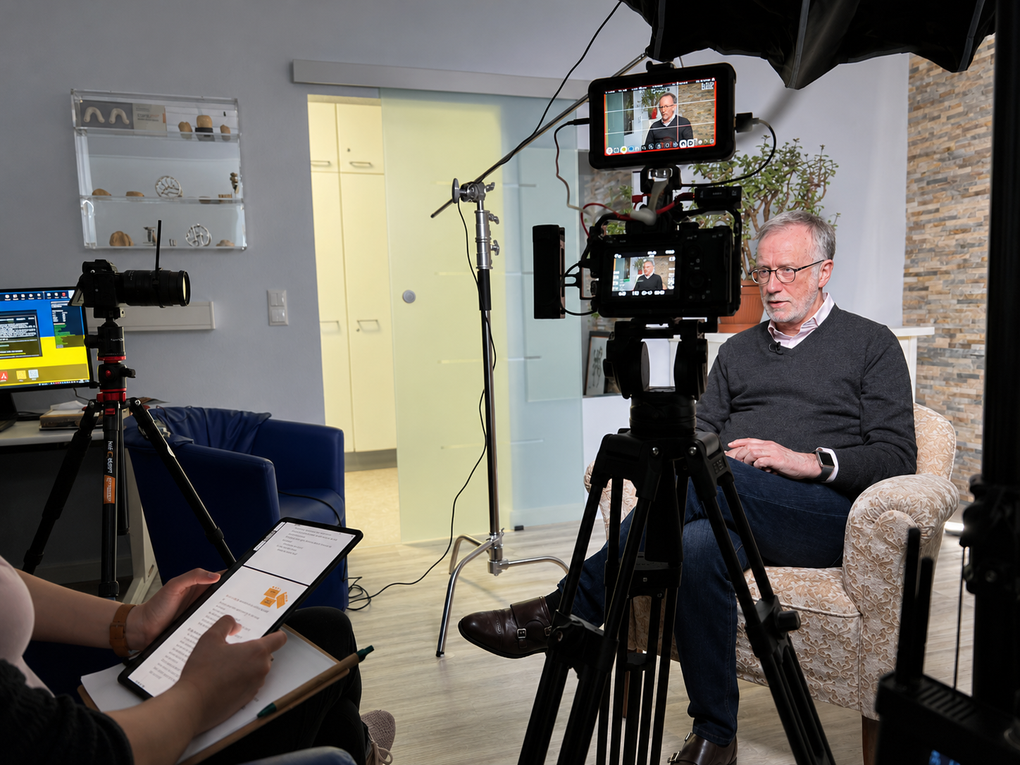 Behind the Scenes: Interview-Aufbau beim Dreh für Wandtke Dental in Dömitz