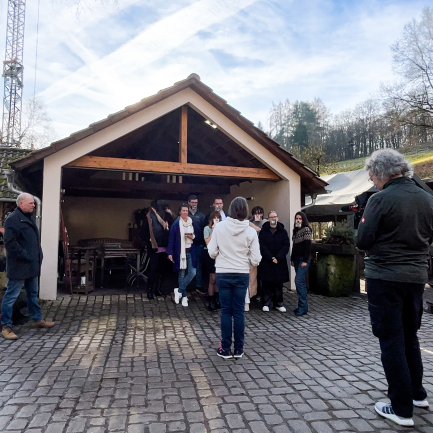 Das ean50-Team vor dem Backhaus der Eselsmühle beim Jubiläumstag