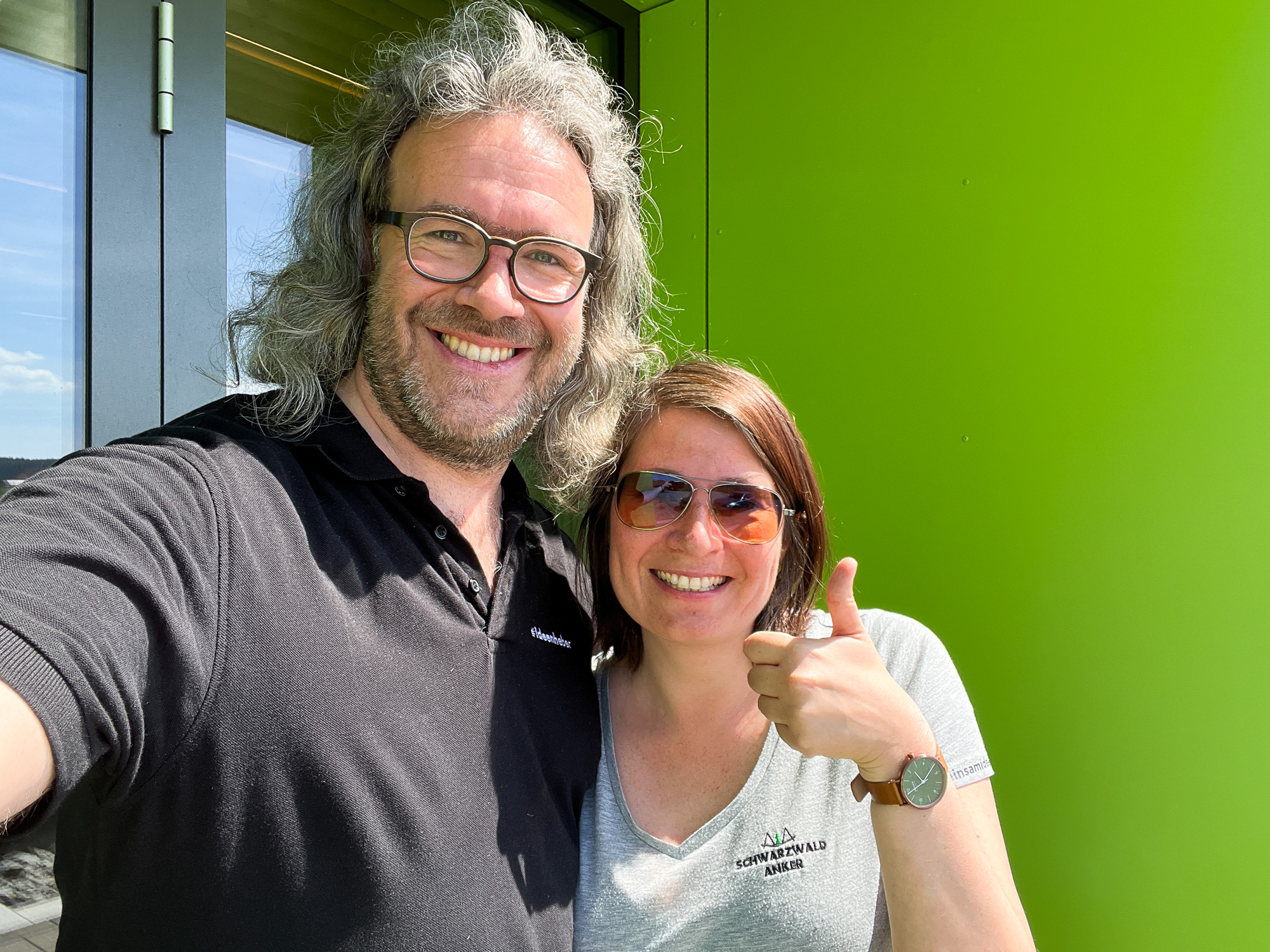 Selfie vom Dreh: Arne und Adina Kocher bei hitcom in Dunningen