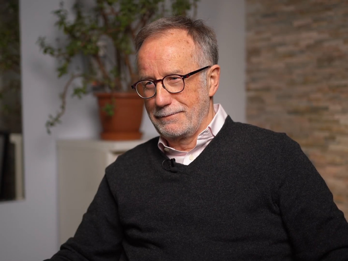 Inhaber von Wandtke Dental-Technik im Interview für den Unternehmensfilm