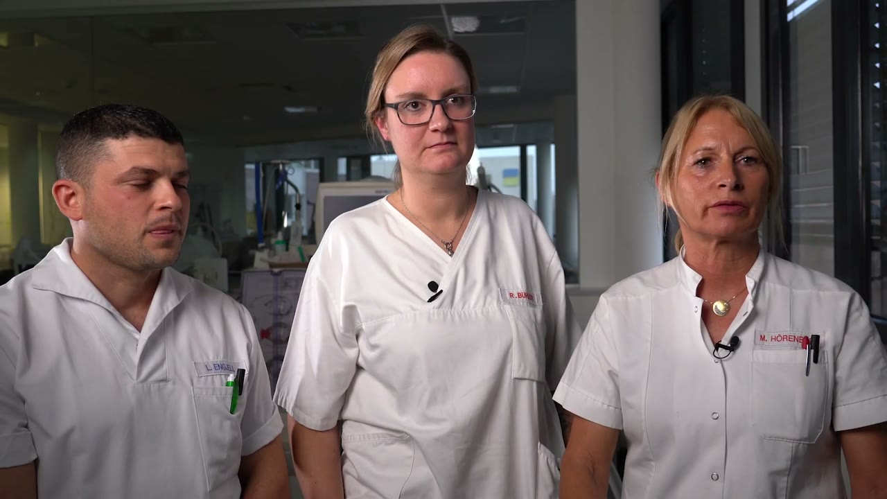 Pflegekräfte des Nierenzentrums Freiburg im Recruiting-Film, Mitarbeiter-Testimonials aus Pflege, Ärzteschaft und Verwaltung